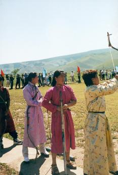 women_archers_5